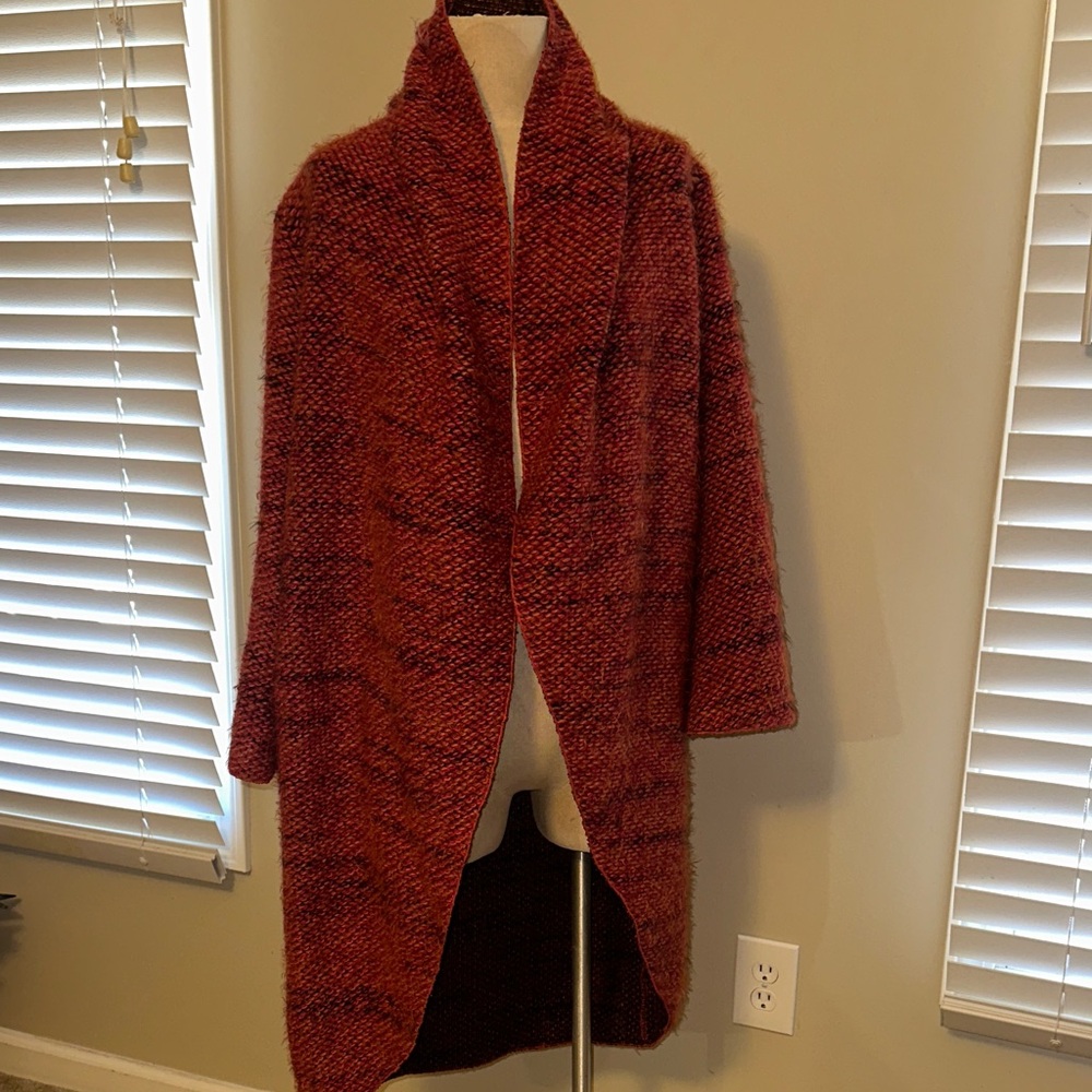 Bryn Walker Cozy Open-Front Bouclé Cardigan Sweater in Rust
